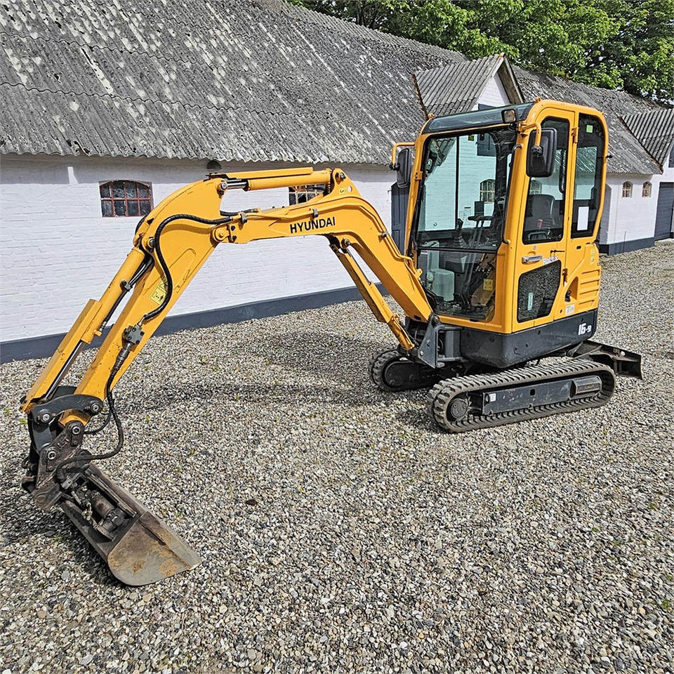 Hyundai Robex 16-9 - Mini excavator: picture 2 Hyundai Robex 16-9 - Mini excavator: picture 2
