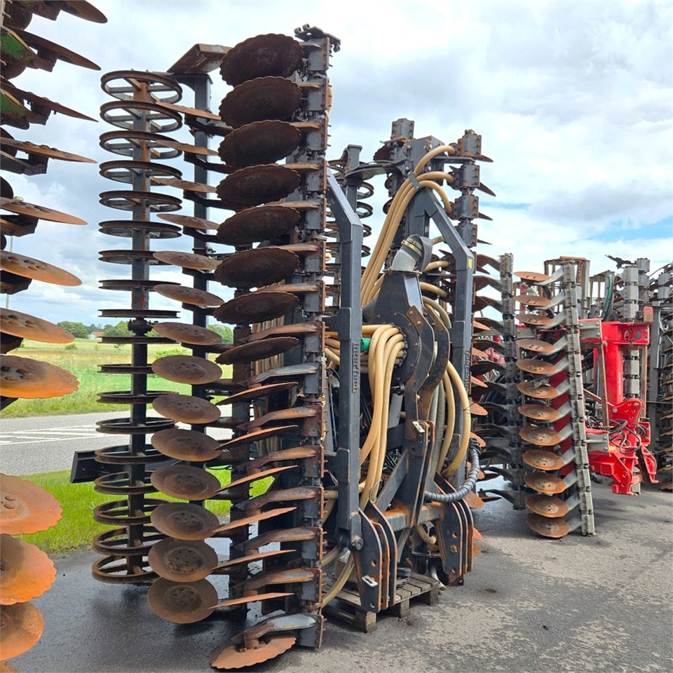 Intertech 7,5m - Fertilizing equipment: picture 3 Intertech 7,5m - Fertilizing equipment: picture 3