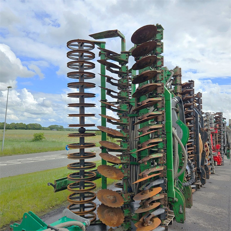 Intertech 7 m - Fertilizing equipment: picture 4 Intertech 7 m - Fertilizing equipment: picture 4