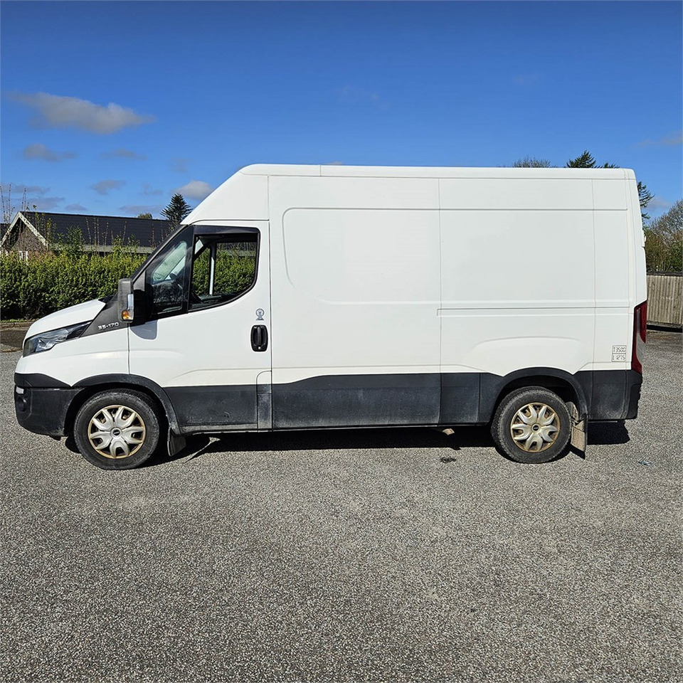 Iveco Daily 35s17 3,0D - Panel van: picture 3 Iveco Daily 35s17 3,0D - Panel van: picture 3
