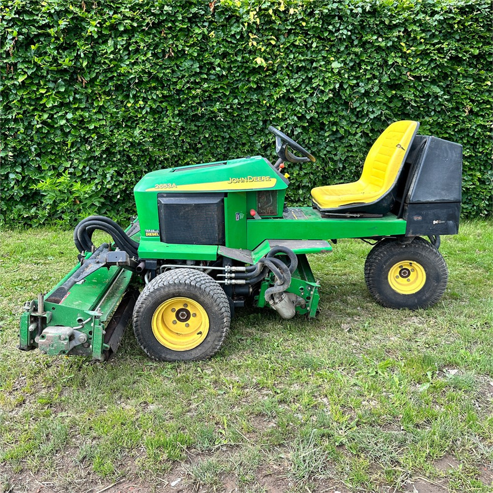 John Deere 2653A - Garden mower: picture 3 John Deere 2653A - Garden mower: picture 3