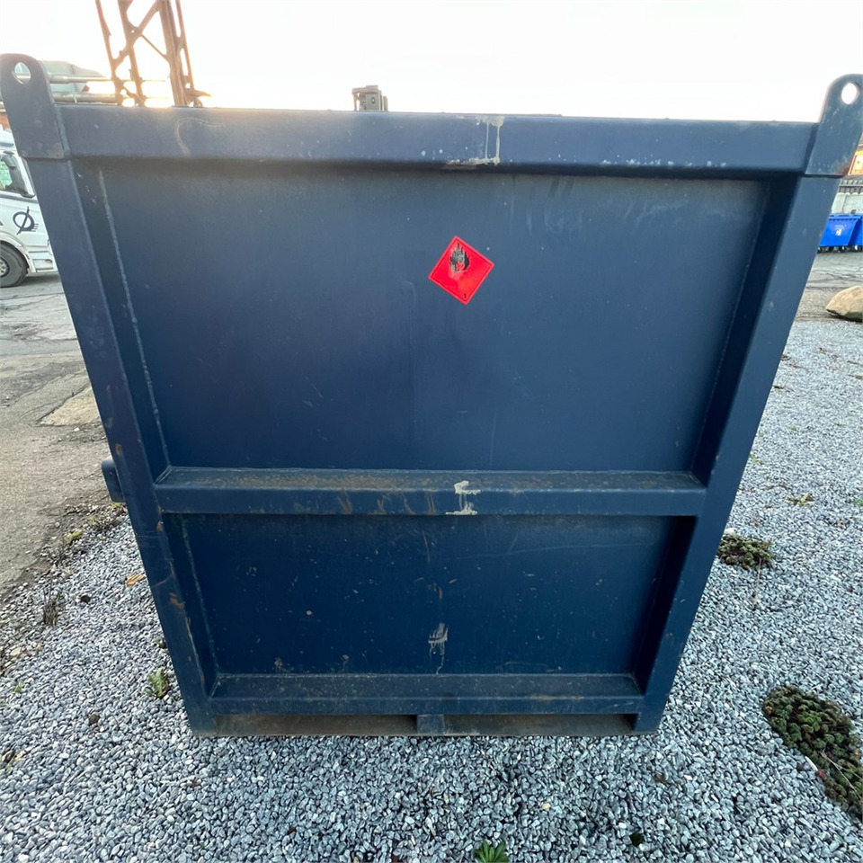 Kingspan Roug Steel Tank - Storage tank: picture 3 Kingspan Roug Steel Tank - Storage tank: picture 3