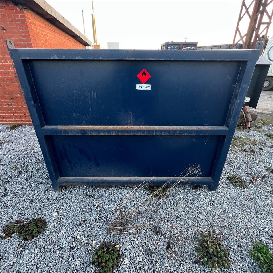 Kingspan Roug Steel Tank - Storage tank: picture 4 Kingspan Roug Steel Tank - Storage tank: picture 4