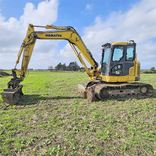 Komatsu FC118 MR-8 - Crawler excavator: picture 2 Komatsu FC118 MR-8 - Crawler excavator: picture 2