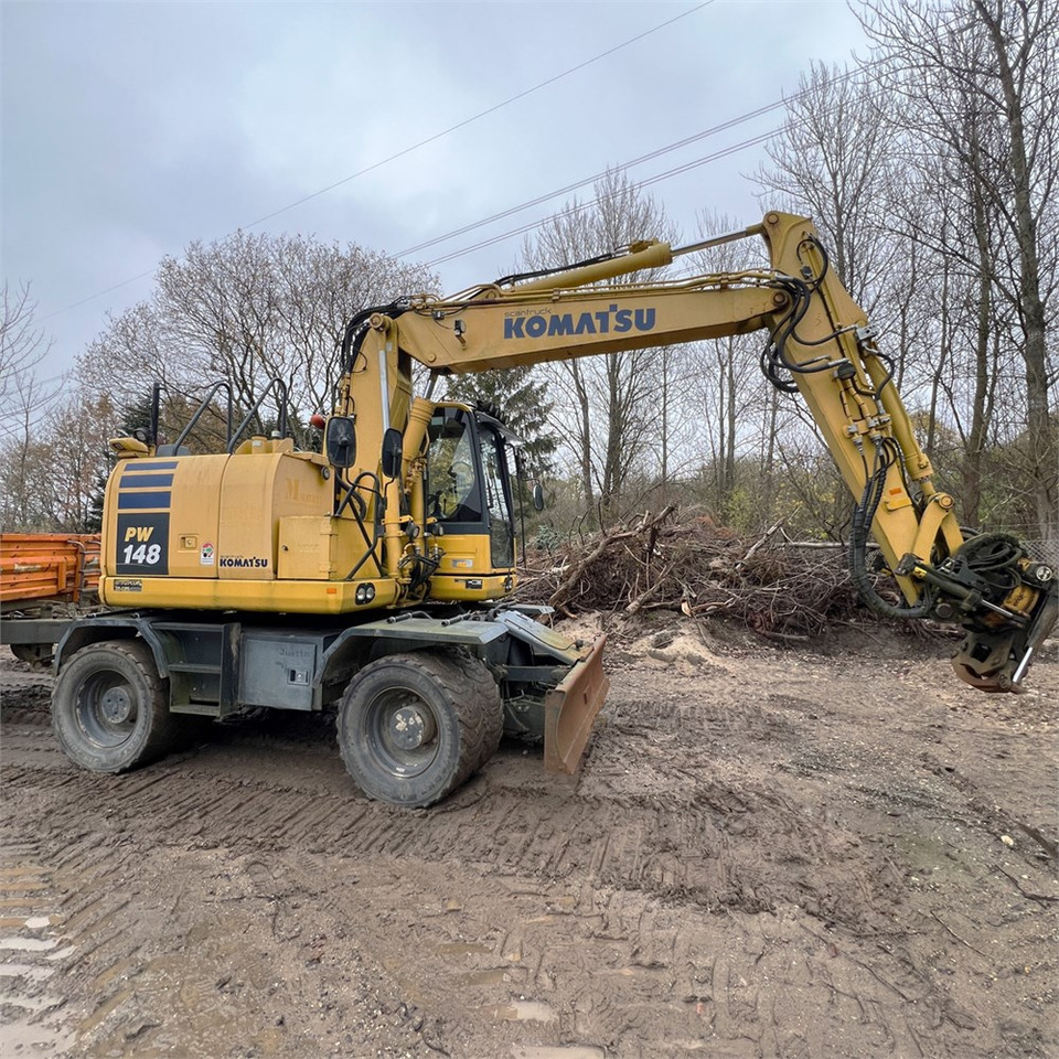 Wheel excavator Komatsu PW148-10: picture 14
