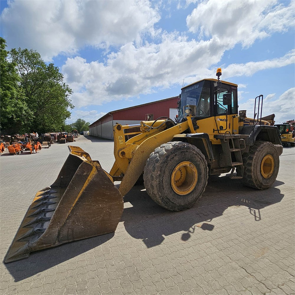 Komatsu WA400 - 5H - Wheel loader: picture 5 Komatsu WA400 - 5H - Wheel loader: picture 5
