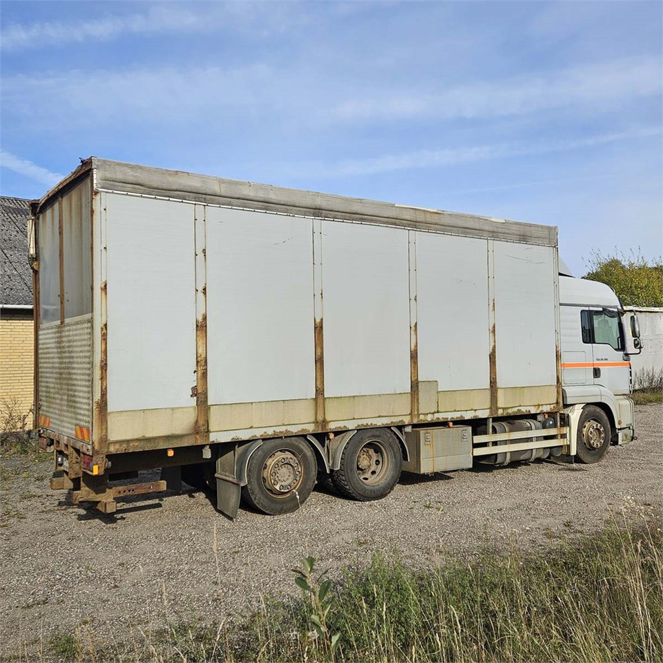 MAN Tg a 26.350 - Box truck: picture 4 MAN Tg a 26.350 - Box truck: picture 4