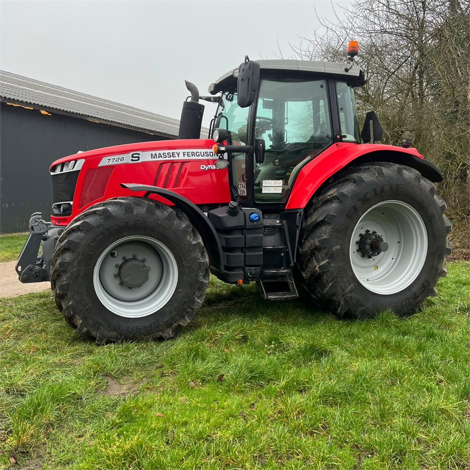 Massey Ferguson 7726 S - Farm tractor: picture 4 Massey Ferguson 7726 S - Farm tractor: picture 4