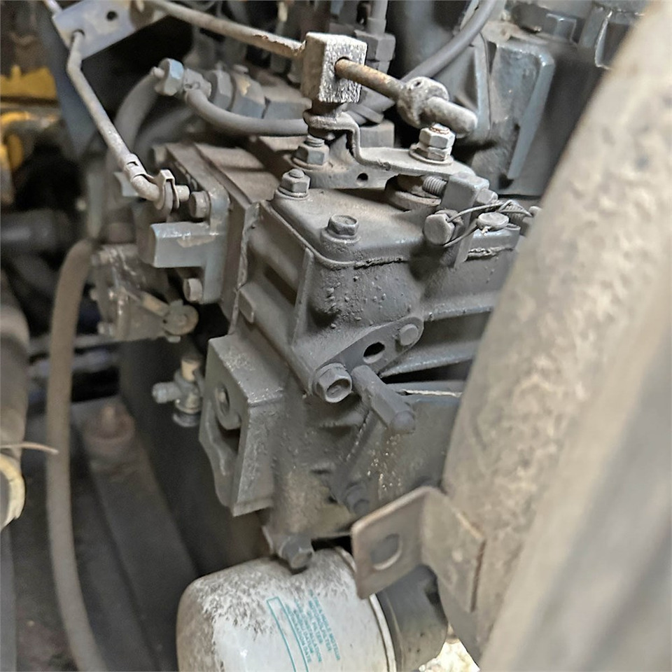 Skid steer loader Massey Ferguson MF506: picture 33