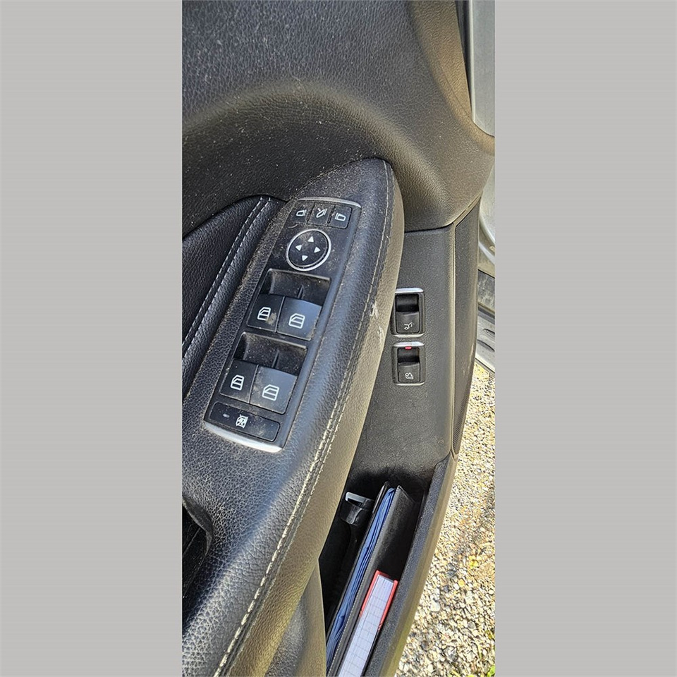 Car Mercedes GLE 350 4matic: picture 10