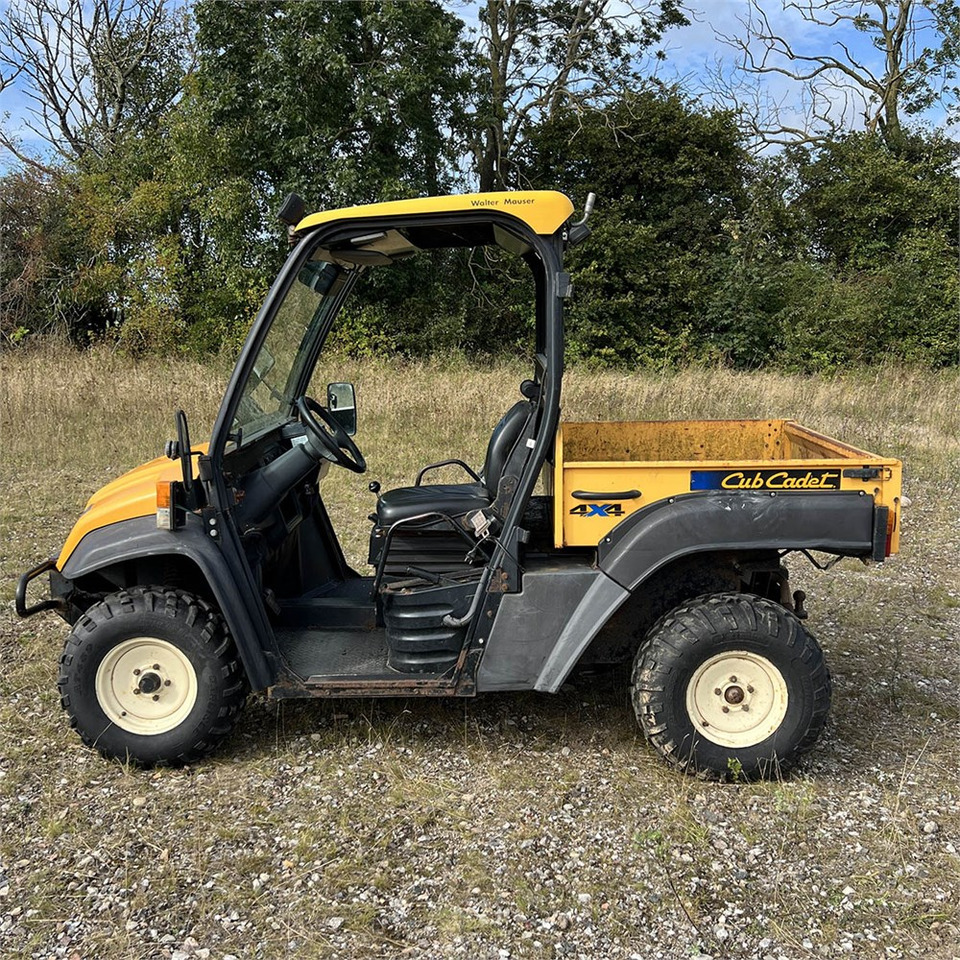 Cub Cadet 4x4 - Municipal/ Special vehicle: picture 4 Cub Cadet 4x4 - Municipal/ Special vehicle: picture 4
