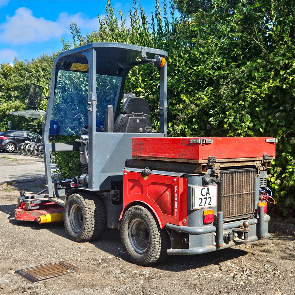 Municipal/ Special vehicle Fort MPM 30 D: picture 6 Municipal/ Special vehicle Fort MPM 30 D: picture 6