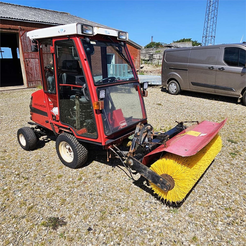 Toro Groundsmaster 228 D - Municipal/ Special vehicle: picture 2 Toro Groundsmaster 228 D - Municipal/ Special vehicle: picture 2