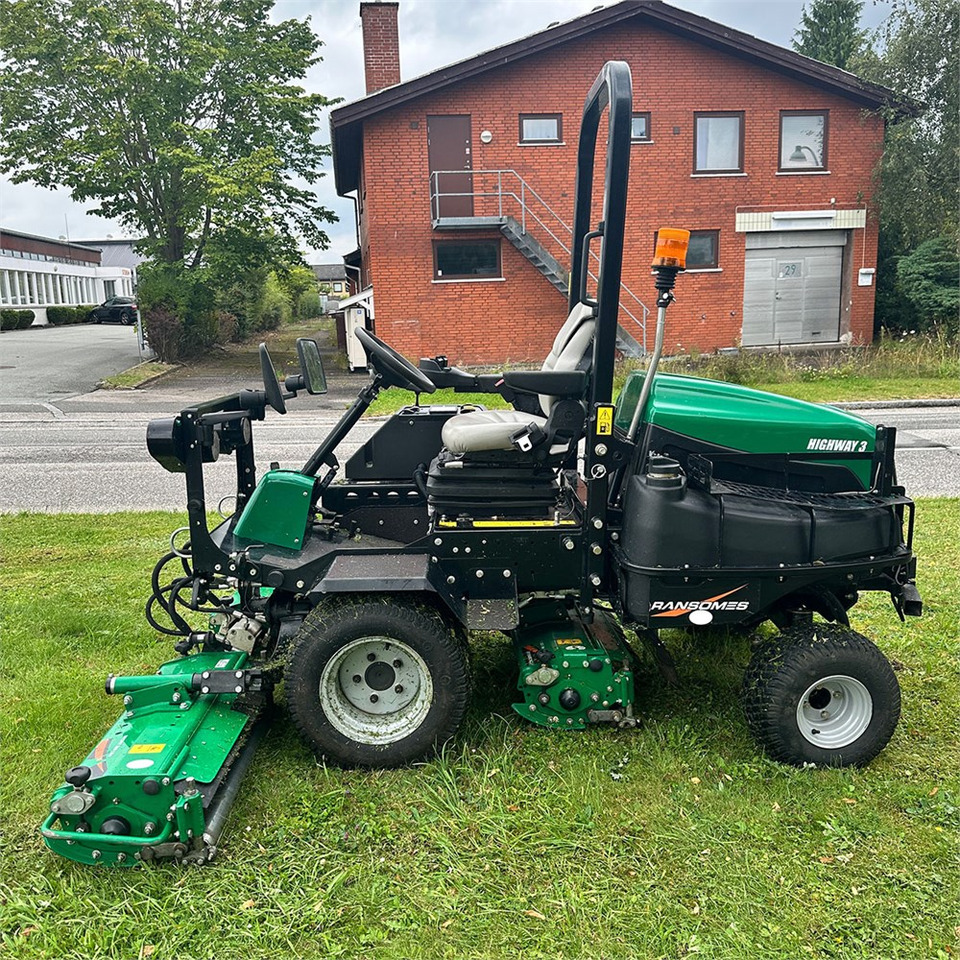 Ransomes Highway 3 4WD - Garden mower: picture 3 Ransomes Highway 3 4WD - Garden mower: picture 3