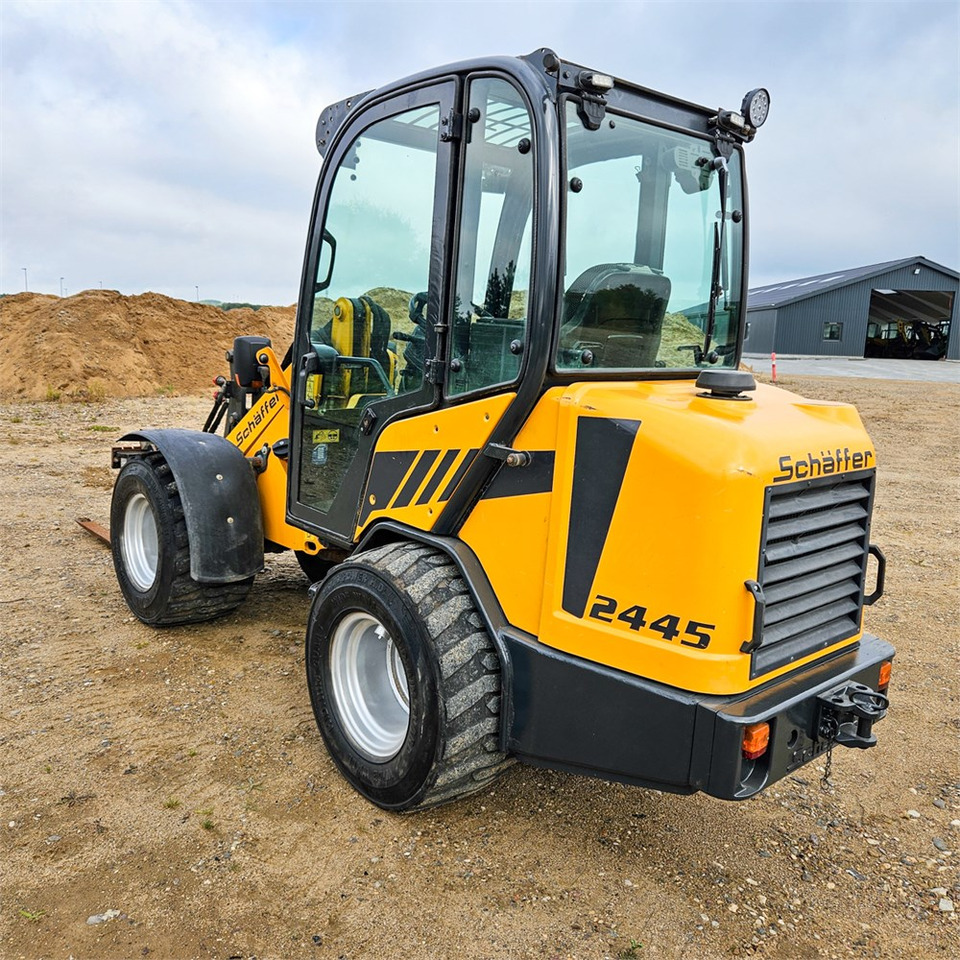 Schaeff 2445 - Wheel loader: picture 3 Schaeff 2445 - Wheel loader: picture 3