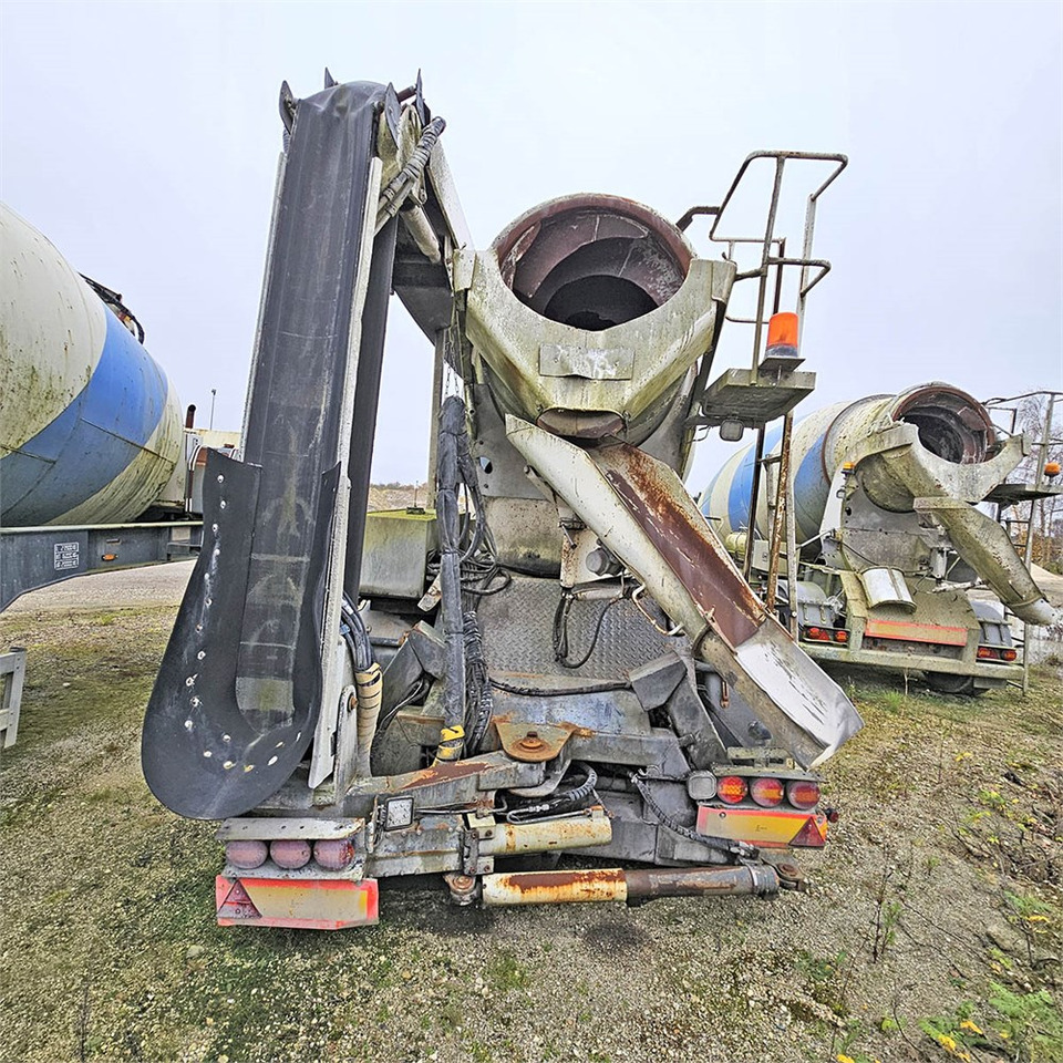 Schwing Stetter 10m3 - Concrete mixer semi-trailer: picture 5 Schwing Stetter 10m3 - Concrete mixer semi-trailer: picture 5