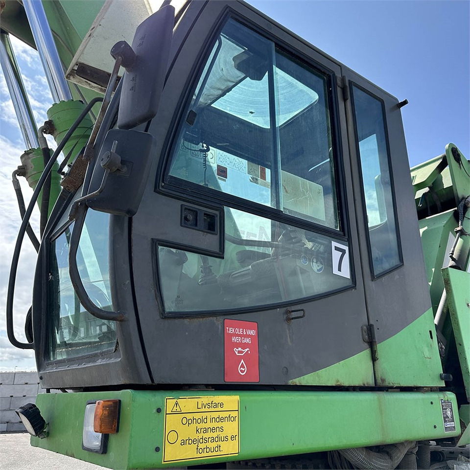 Waste/ Industry handler Sennebogen 835M: picture 22 Waste/ Industry handler Sennebogen 835M: picture 22