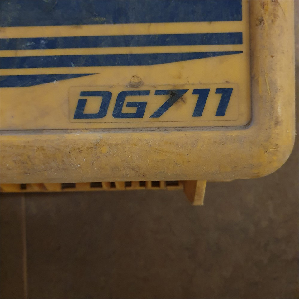 Spectra DG 711 - Construction equipment: picture 5 Spectra DG 711 - Construction equipment: picture 5