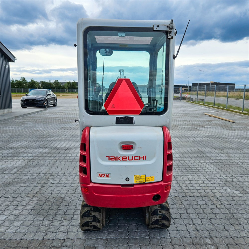 Takeuchi TB216 - Mini excavator: picture 3 Takeuchi TB216 - Mini excavator: picture 3