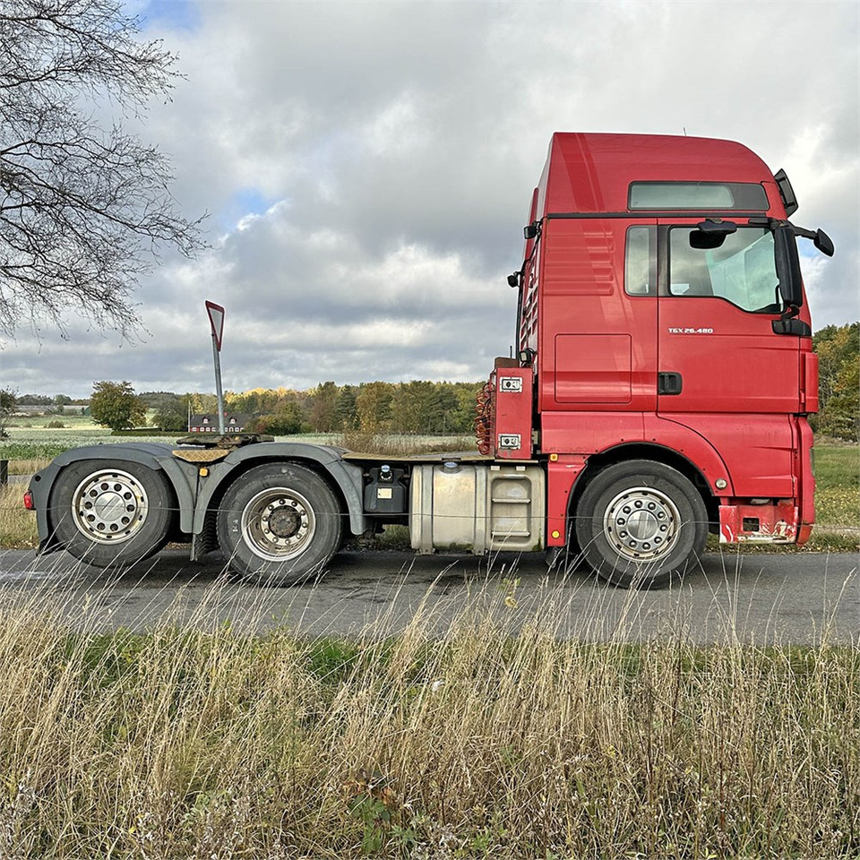 Tractor unit MAN TG 26.6x2-2 BLS: picture 6