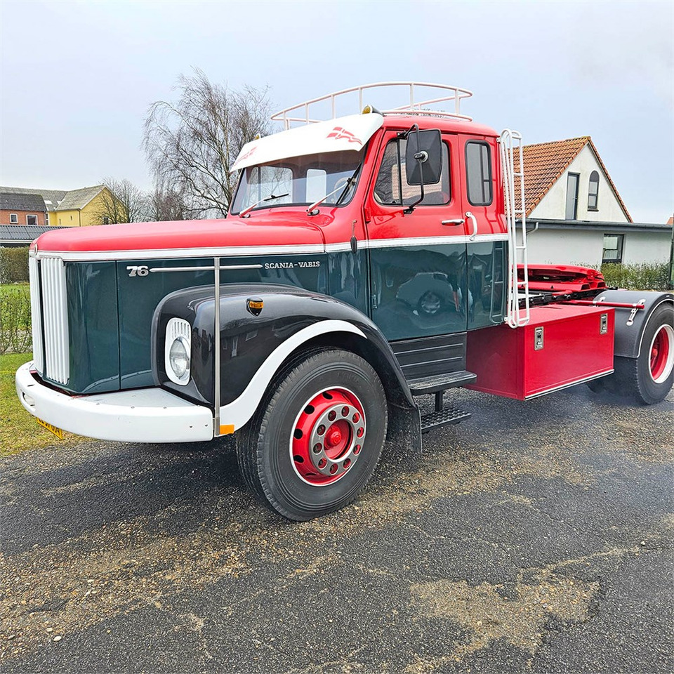 Tractor unit Scania L7642: picture 1