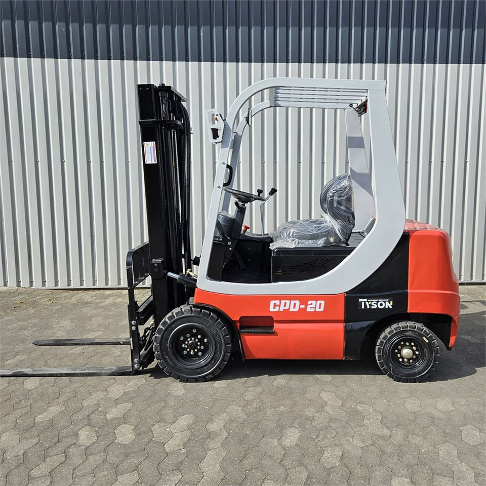 Tyson CPD-20 - Forklift: picture 3 Tyson CPD-20 - Forklift: picture 3