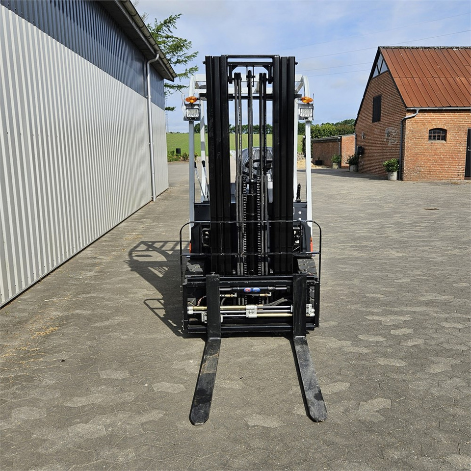 Tyson CPD-20 - Forklift: picture 4 Tyson CPD-20 - Forklift: picture 4