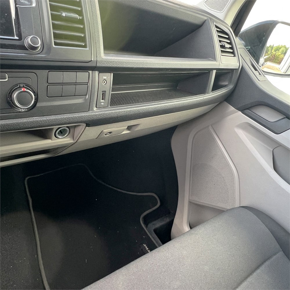 Small van VW Transporter 2.0 Tdi 204: picture 20