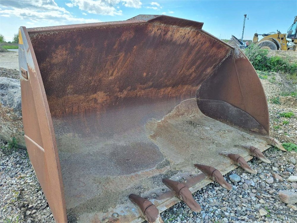 Volvo 6,1m3 - Loader bucket for Construction machinery: picture 3 Volvo 6,1m3 - Loader bucket for Construction machinery: picture 3