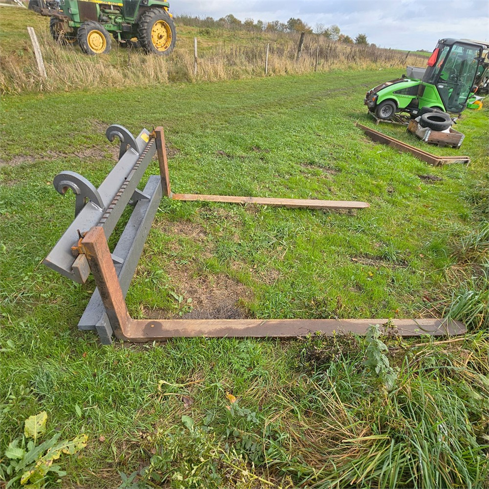 Volvo 83771 - Forks: picture 1 Volvo 83771 - Forks: picture 1