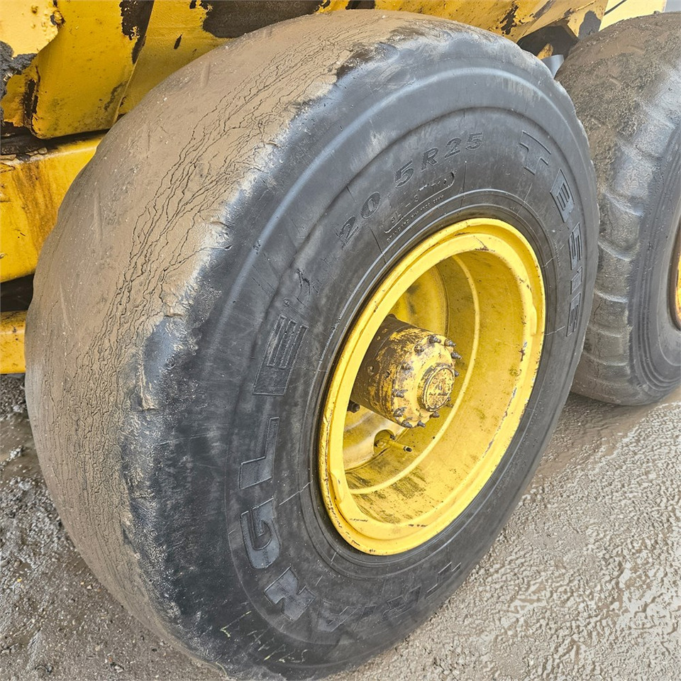 Articulated dumper Volvo 860S: picture 28