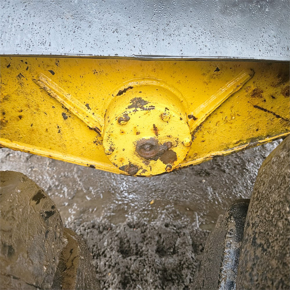 Articulated dumper Volvo 860S: picture 19