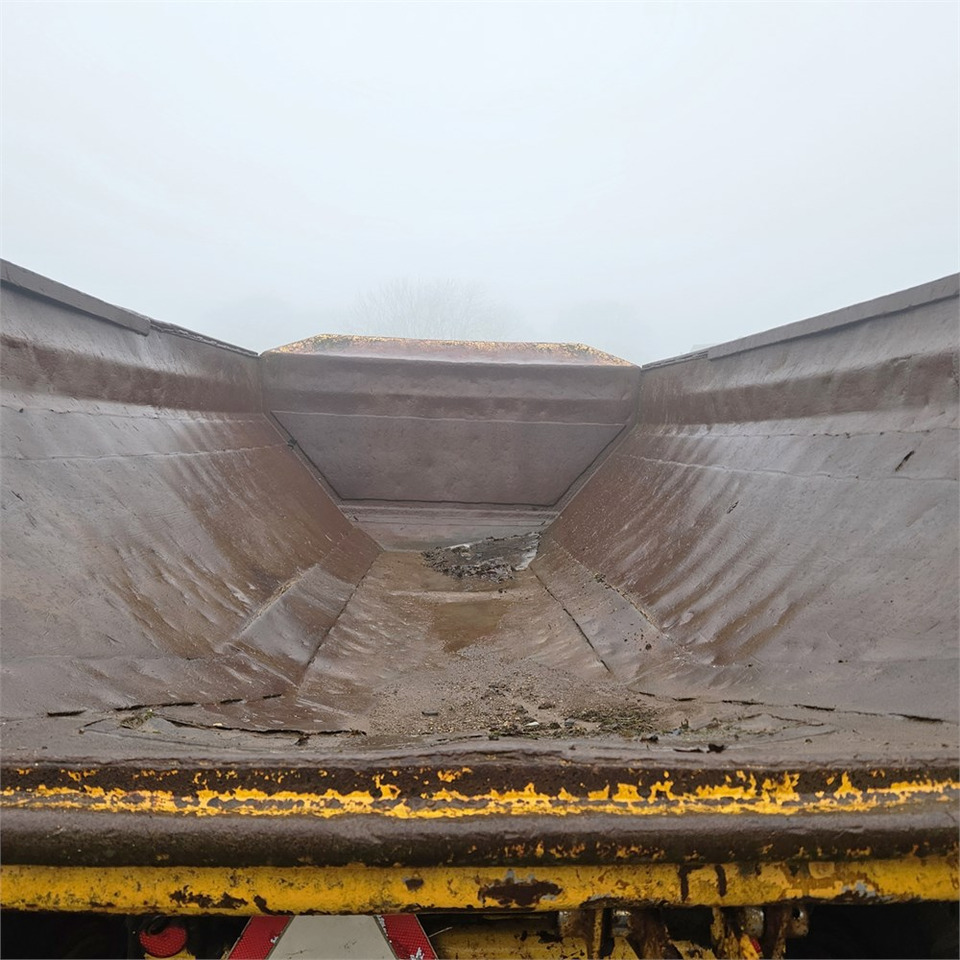 Articulated dumper Volvo 860S: picture 10