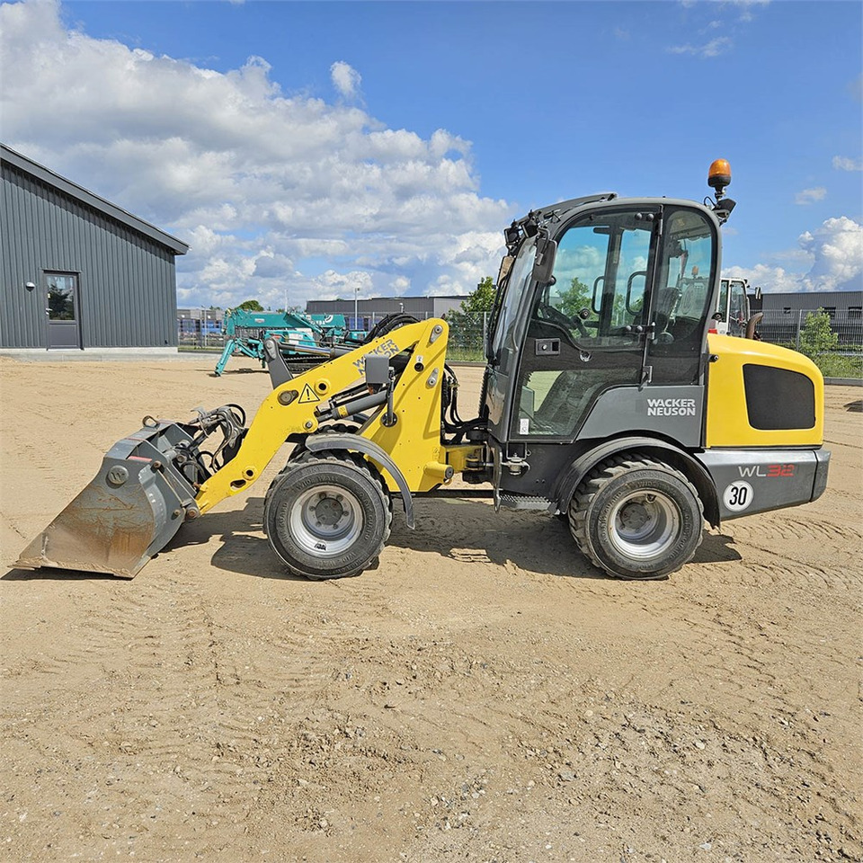 Wacker Neuson WL 32/RL30 - Wheel loader: picture 2 Wacker Neuson WL 32/RL30 - Wheel loader: picture 2