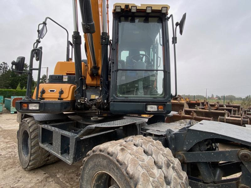 Wheel excavator Hyundai HW 140: picture 8 Wheel excavator Hyundai HW 140: picture 8