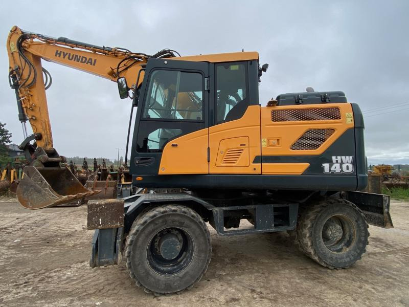 Hyundai HW 140 - Wheel excavator: picture 1 Hyundai HW 140 - Wheel excavator: picture 1