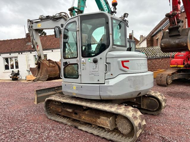 Mini excavator Volvo ECR 88D: picture 9