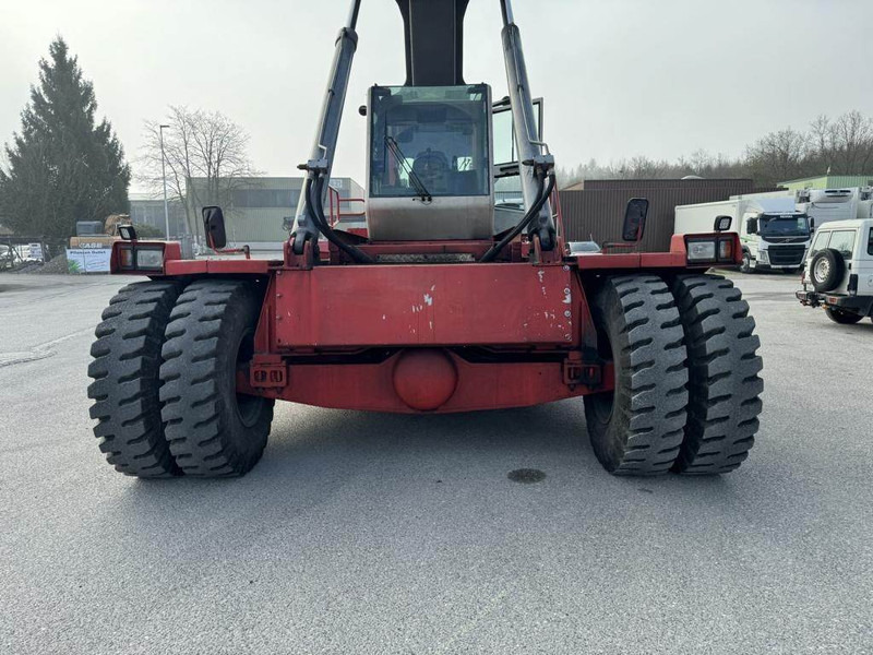 CVS Ferrari F158 - Reach stacker: picture 4 CVS Ferrari F158 - Reach stacker: picture 4