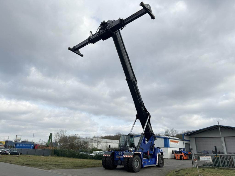 Kalmar DRG420-60S5 - Reach stacker: picture 4 Kalmar DRG420-60S5 - Reach stacker: picture 4
