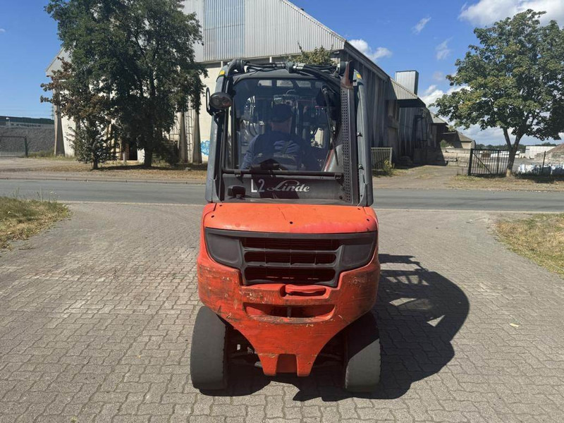Linde H30D-02 - Diesel forklift: picture 5 Linde H30D-02 - Diesel forklift: picture 5