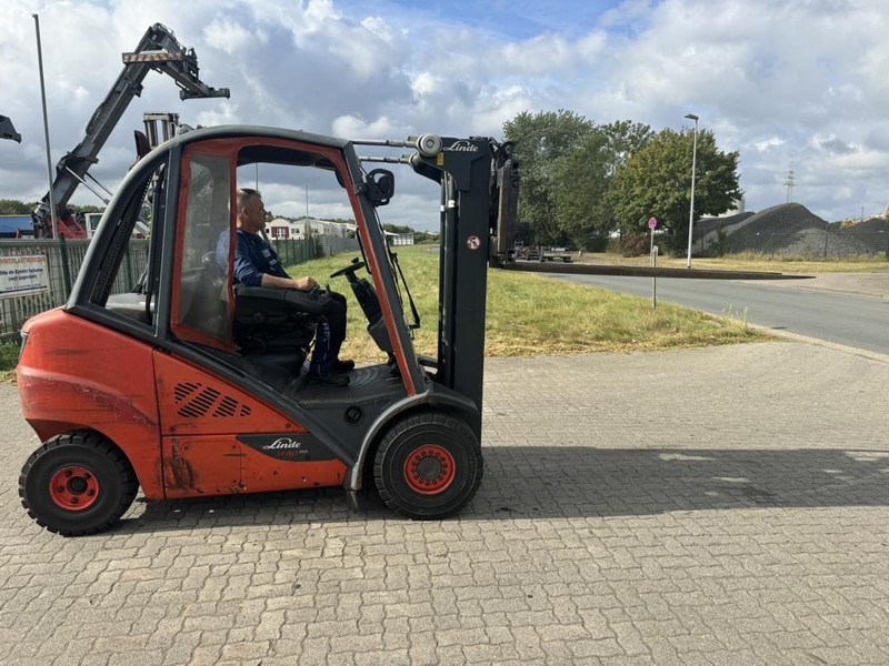 Linde H30D-02 - Diesel forklift: picture 4 Linde H30D-02 - Diesel forklift: picture 4