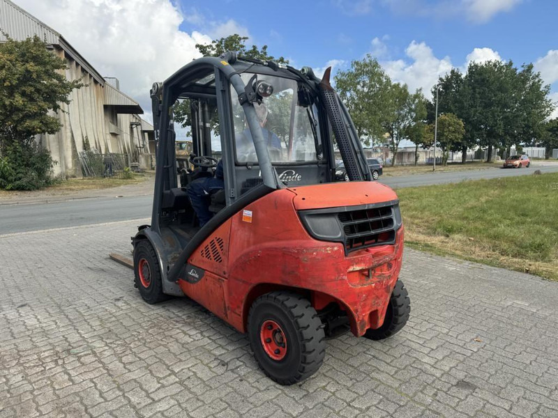 Linde H30D-02 - Diesel forklift: picture 2 Linde H30D-02 - Diesel forklift: picture 2