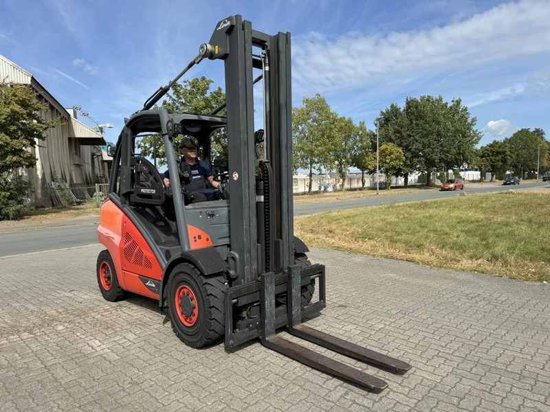 Linde H50T - LPG forklift: picture 3 Linde H50T - LPG forklift: picture 3
