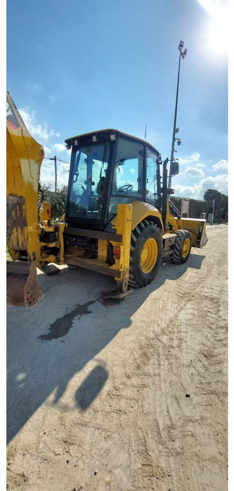 CAT 432F2 - Backhoe loader: picture 3 CAT 432F2 - Backhoe loader: picture 3