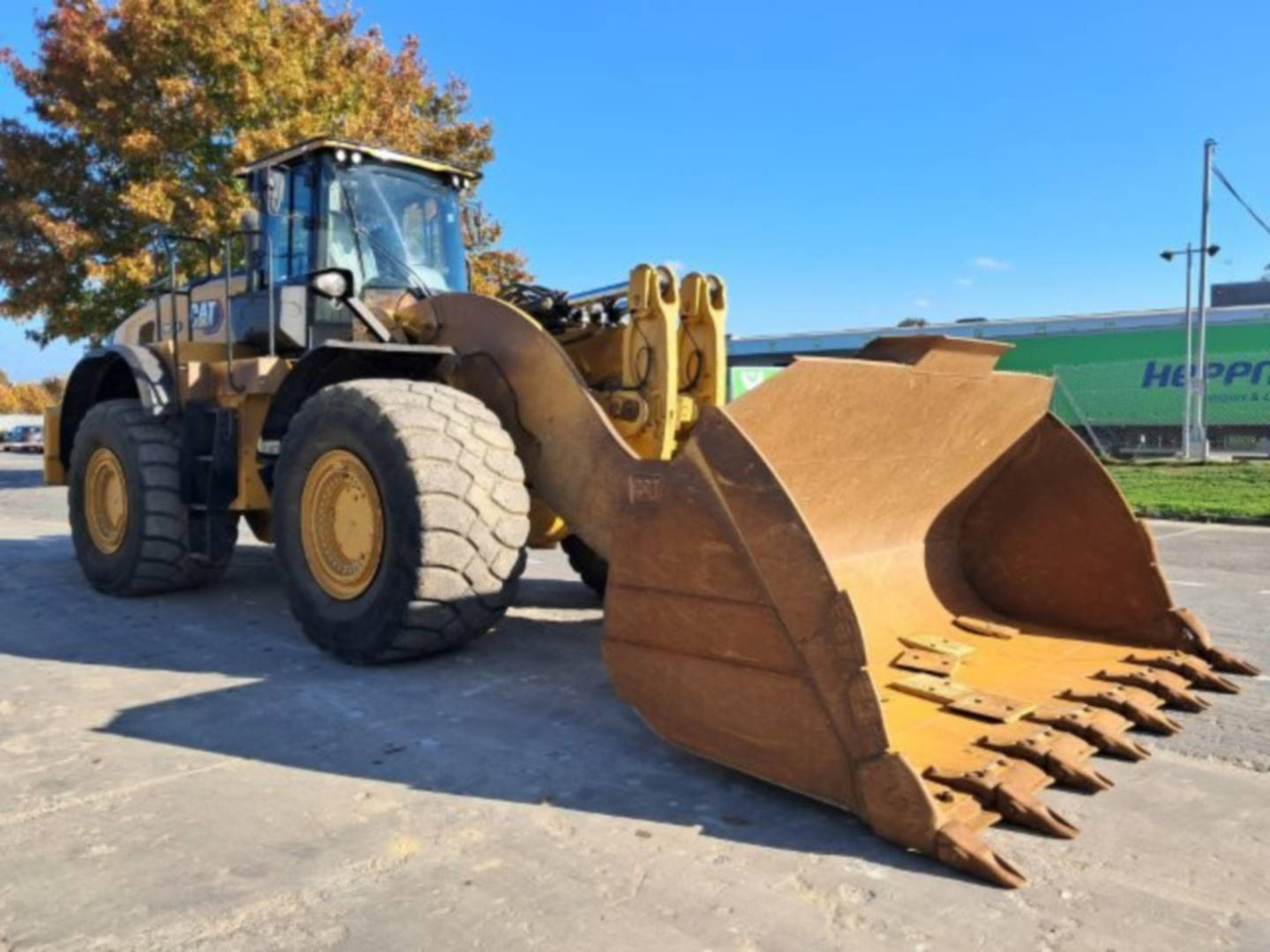 CAT 982M - Wheel loader: picture 2 CAT 982M - Wheel loader: picture 2