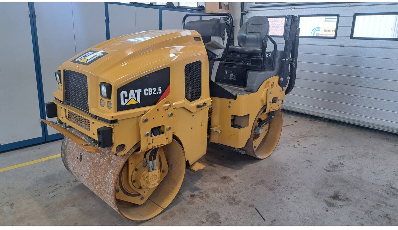 CAT CB2.5LRC - Road roller: picture 1 CAT CB2.5LRC - Road roller: picture 1