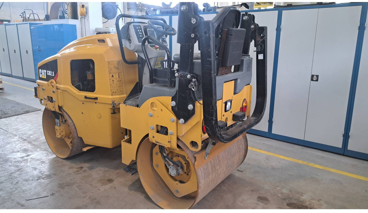 CAT CB2.5LRC - Road roller: picture 4 CAT CB2.5LRC - Road roller: picture 4