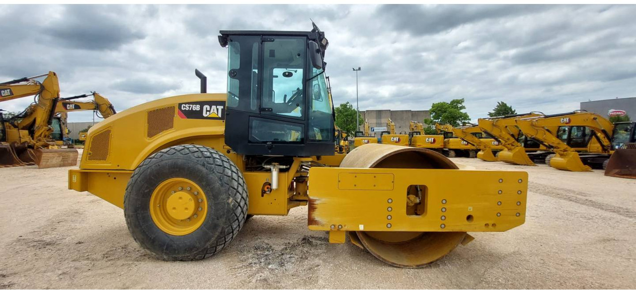 CAT CS76B 4F - Compactor: picture 2 CAT CS76B 4F - Compactor: picture 2