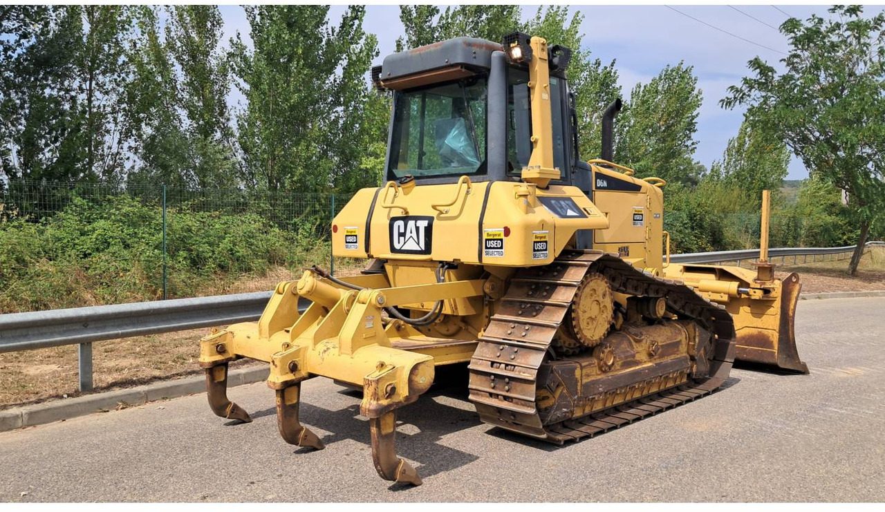 CAT D6NXL - Bulldozer: picture 3 CAT D6NXL - Bulldozer: picture 3