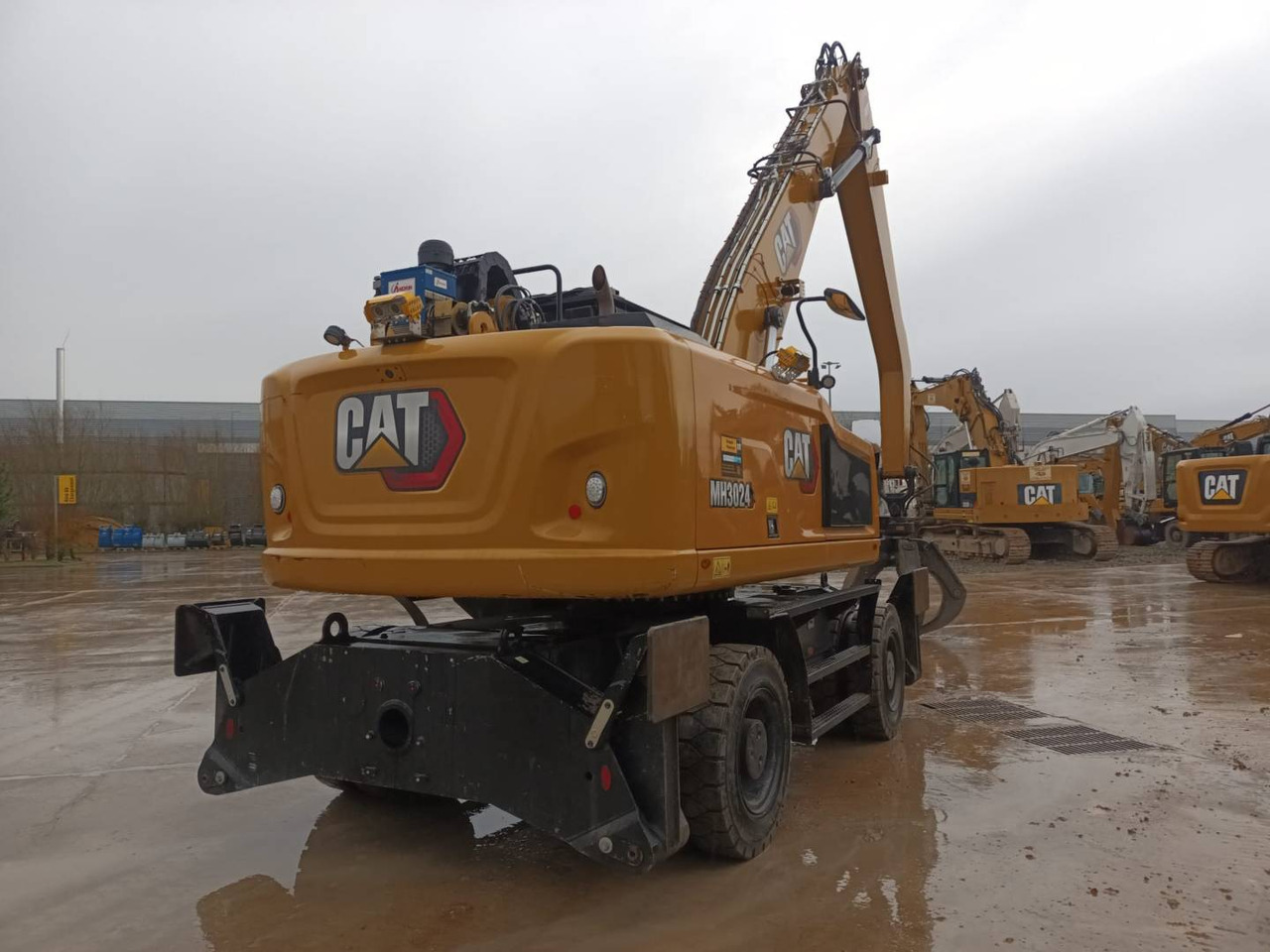 CAT MH3024-1 - Wheel excavator: picture 3 CAT MH3024-1 - Wheel excavator: picture 3
